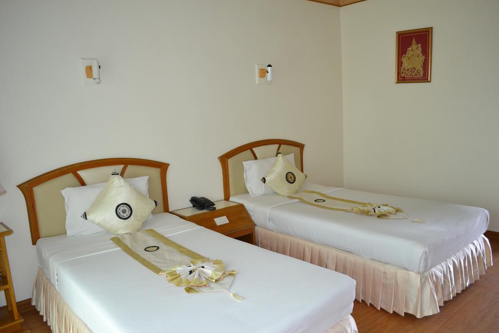 Phuket Golden Sand Inn - Sha Extra Plus Karon Exteriér fotografie